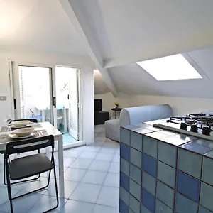 ericas-dream.hotelitalianriviera.com/