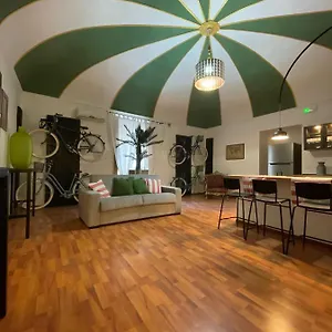 Bibike Katánie